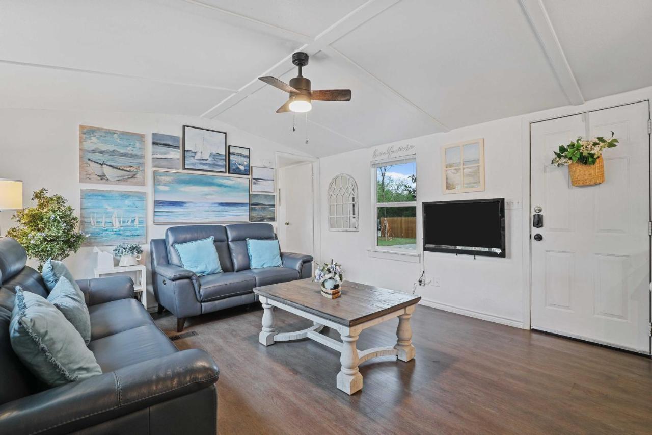 Pet-Friendly Lake Dallas Home Near Lewisville Lake Exteriör bild
